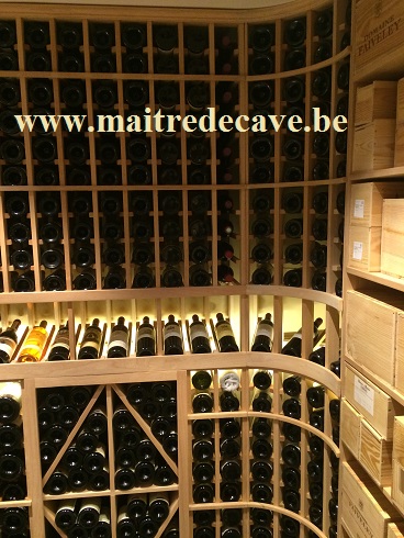 Cave à vin en acajou